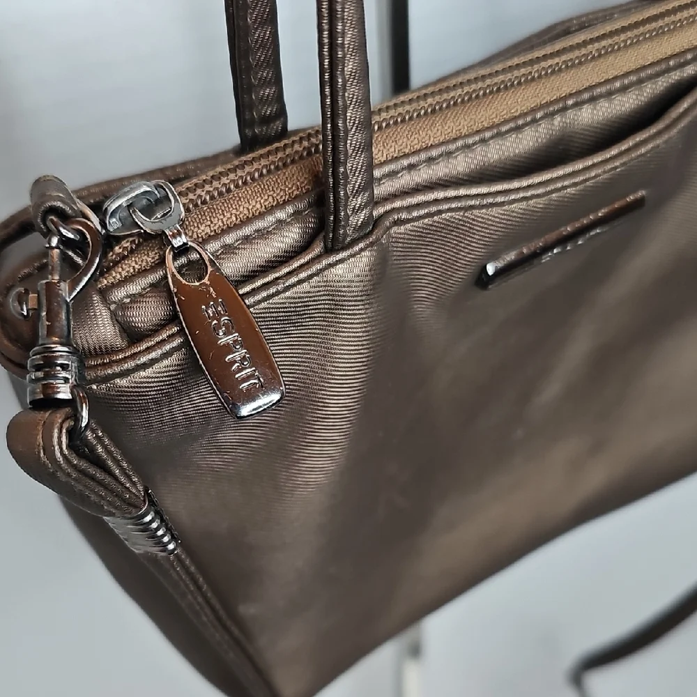 Spirit Brown Crossbody Bag - Picture 2 of 7